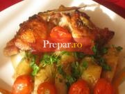 Pulpe marinate cu cartofi la cuptor si legume la gratar cu mujdei