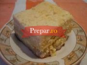 Budinca de branza de vaci cu stafide si lamaie