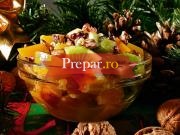 Salata de piersici si mandarine din compot