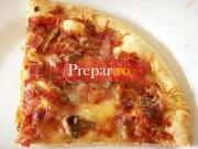 Pizza cu ciuperci si kaizer