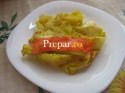 Cartofi la cuptor cu oua si cas