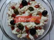Salata delicioasa cu surimi