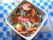 Salata de ridichi si castraveti